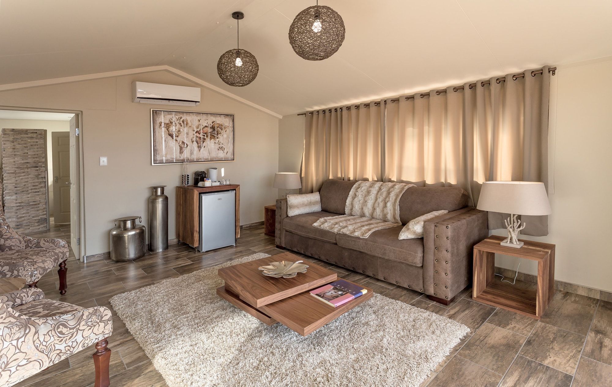 Sossusvlei Lodge - Sesriem - Huiskamer