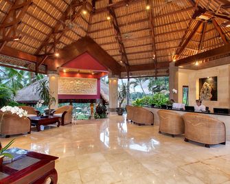 Viceroy Bali - Ubud - Receptionist