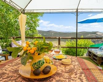 Casa de la Cruz Iznájar by Ruralidays - Iznájar - Restaurant
