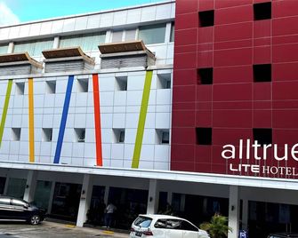Alltrue Lite Hotel Nagoya Hill Batam - Batam - Κτίριο