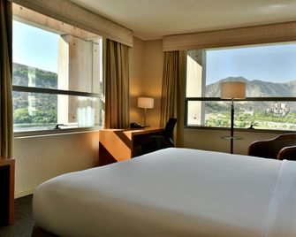 Holiday Inn Express Santiago Las Condes By IHG - Santiago - Bedroom