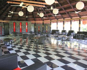 史蒂文森馬納塞酒店 - Fagamalo - 餐廳