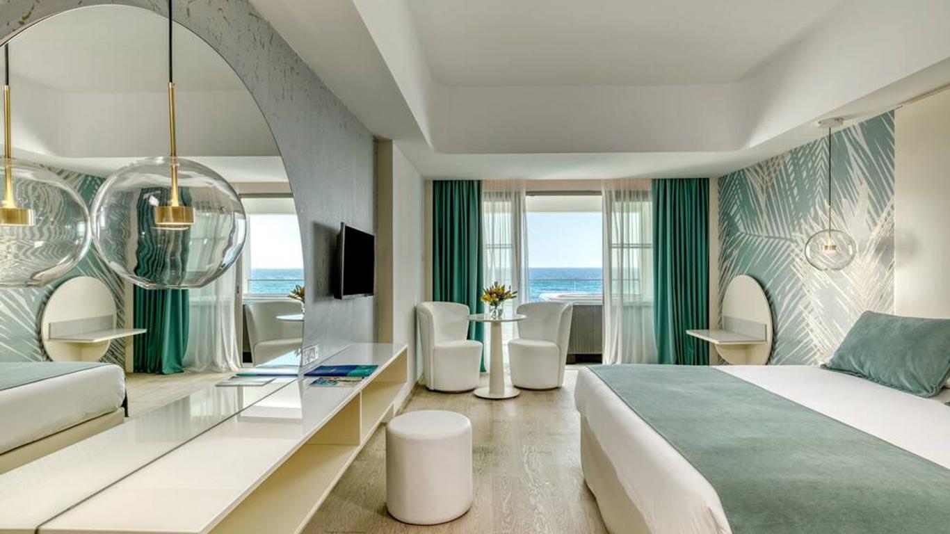 Ivi Mare - Designed for Adults by Louis Hotels
