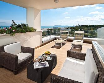 Hotel Sarti - Riccione - Parveke