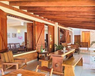 Pousada Galeria Artes - בוניטו - סלון