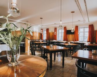 Landgasthof Hotel zur Post - Mengkofen - Restaurant