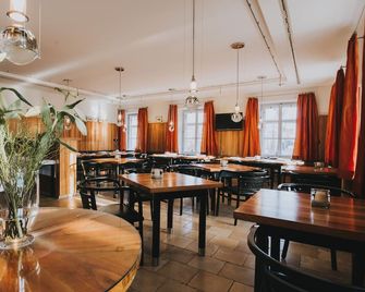 Landgasthof Hotel zur Post - Mengkofen - Restaurant