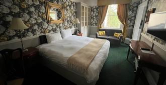 Brook Hall Hotel - Ellesmere Port - Camera da letto