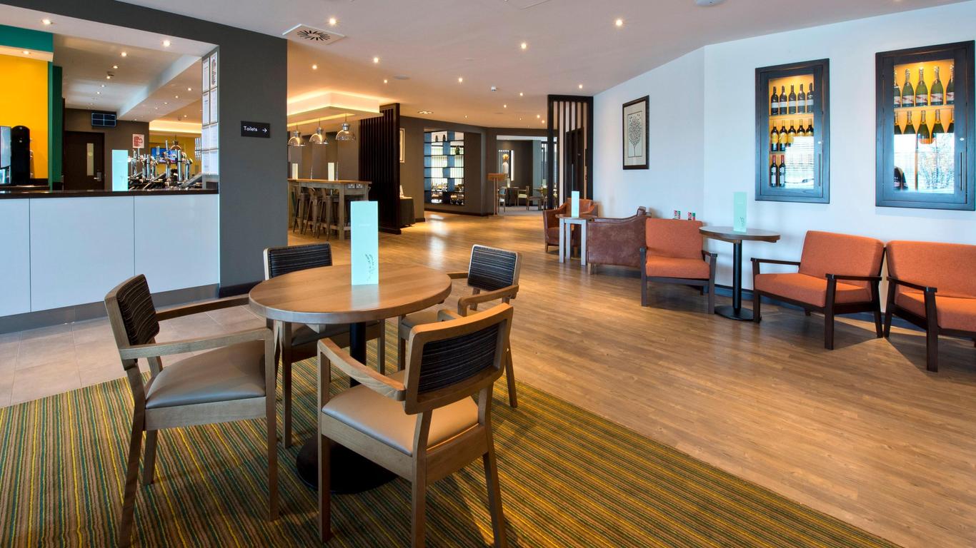 Premier Inn Heathrow Airport Terminal 4