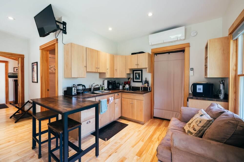 Waterfront Private Apartment, 5 Minutes - Freeport - Küche