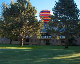 Winthrop Inn - Winthrop - Building