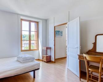 Cottage in Pontgibaud with Garden - Pontgibaud - Chambre