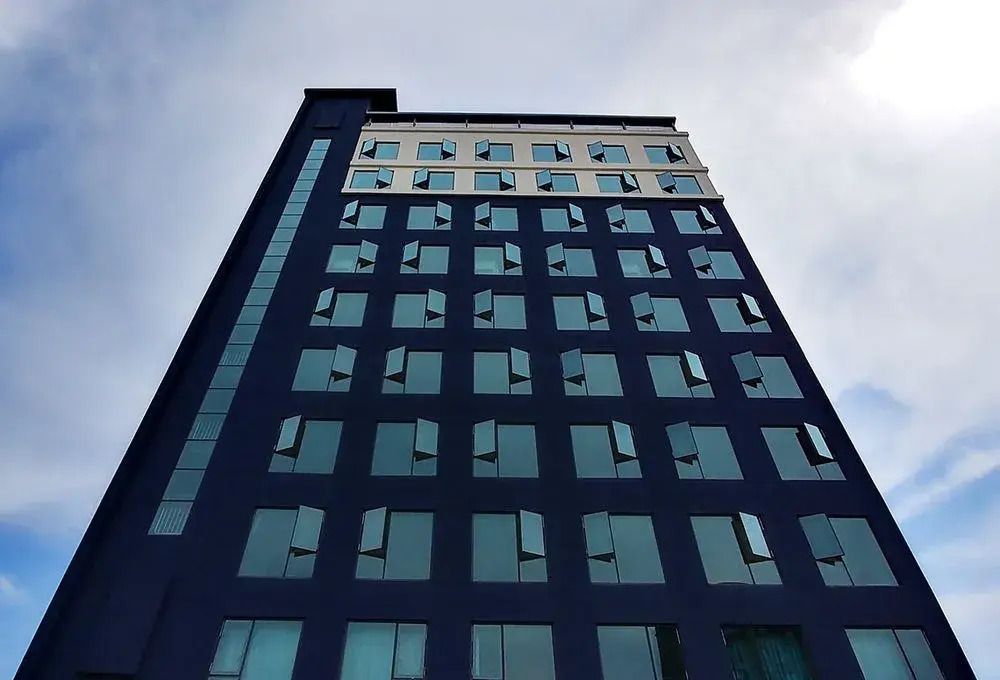 تشاسون هوتل ذا سمايل