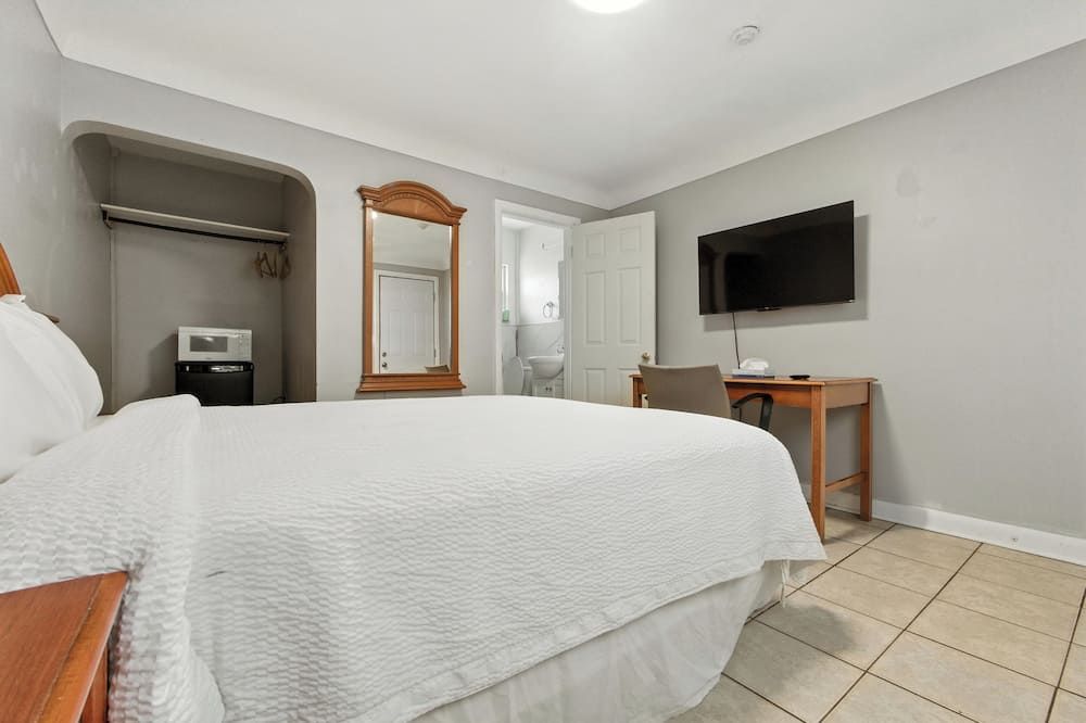 Icheck Inn Motel - ווינדזור - חדר שינה