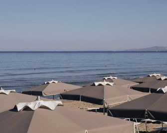 Puntala Camp & Resort - Castiglione della Pescaia - Spiaggia