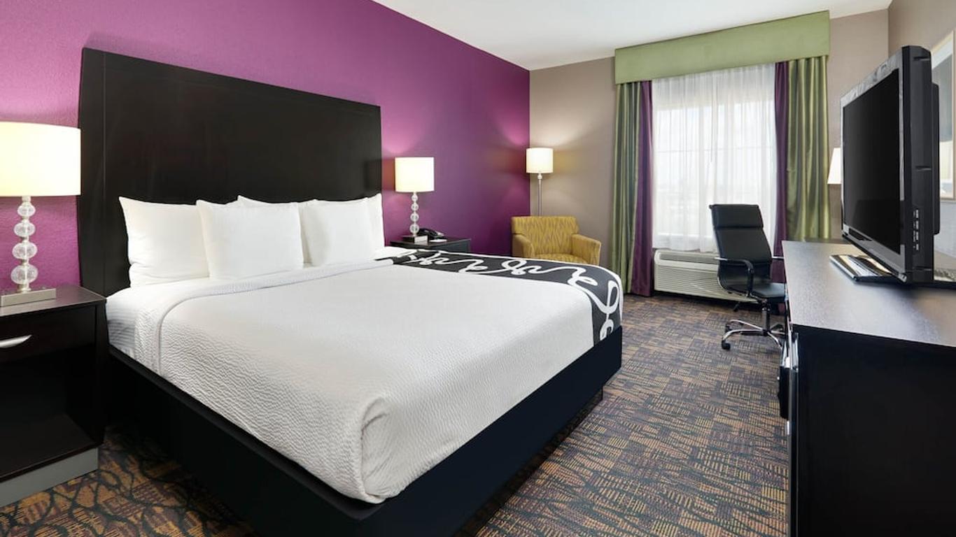 La Quinta Inn & Suites by Wyndham Jourdanton - Pleasanton