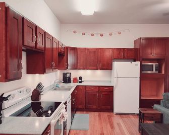 Waikoloa Surf hideaway - Waikoloa Village - Kitchen