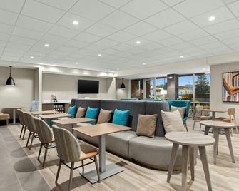 Home2 Suites by Hilton Owatonna - Owatonna - Lounge