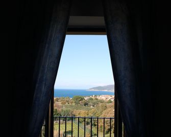 Hotel Hermitage - Castellabate - Balkon