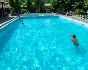 Nature Safari Camp - Sauraha - Piscina