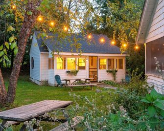 Bar Harbor Cottages and Suites - Bar Harbor - Patio