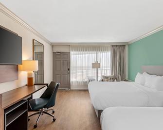 Comfort Inn & Suites Ormond Beach Oceanfront - Ormond Beach - Bedroom