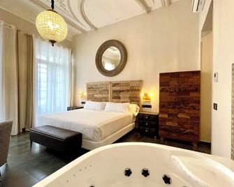 Akla Hotel Badajoz - Badajoz - Habitación