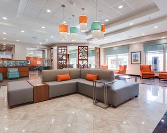 Drury Inn & Suites Fort Myers Airport FGCU - Fort Myers - Lobby