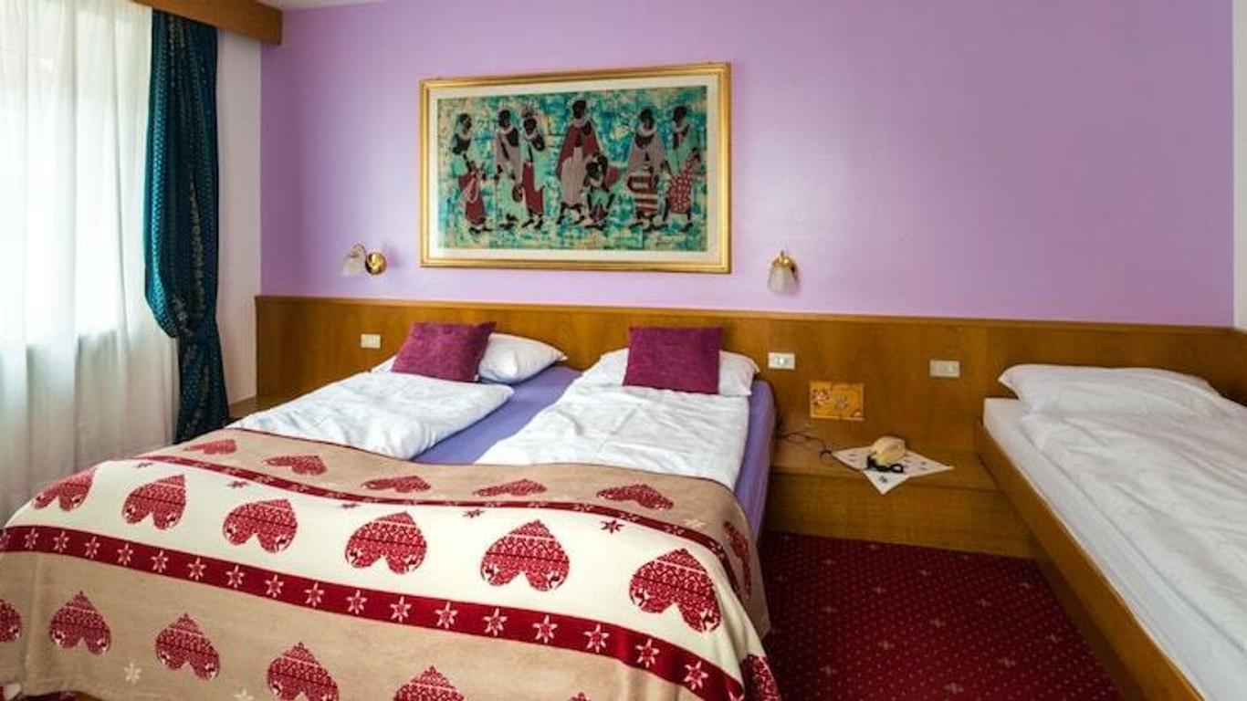 Hotel Italia