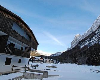 Apartment Apt 3 by Interhome - Canazei - Edificio