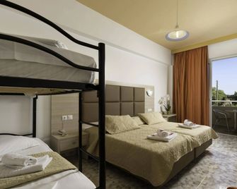 Relax Hotel - Kolympia - Bedroom