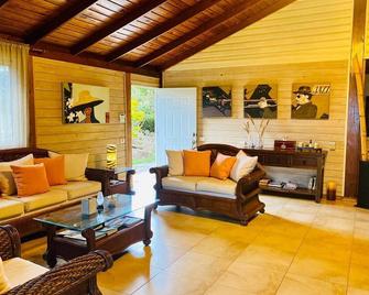 Pure Nature - Río San Juan - Living room