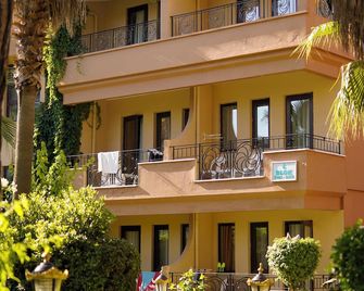 Aleria Belport Beach Hotel - Göynük - Edificio