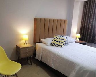 Hermoso Apartamento con Estacionamiento Gratuito - Huaraz - Habitación