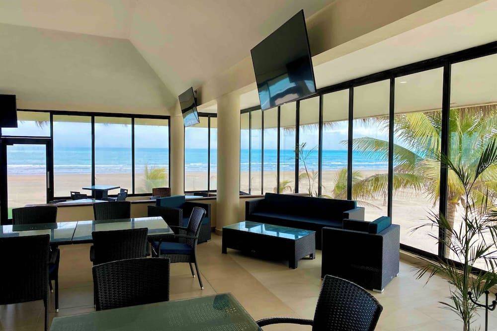 Arenas del Mar - Tampico