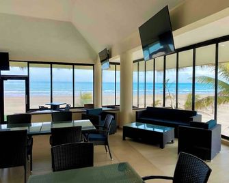 Arenas del Mar - Tampico