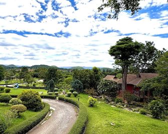 Phureenun Resort - Pak Chong - Outdoor view