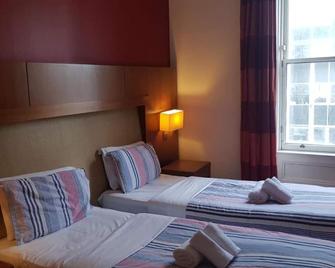 Aberdeen House Hotel - Aberdeen - Bedroom