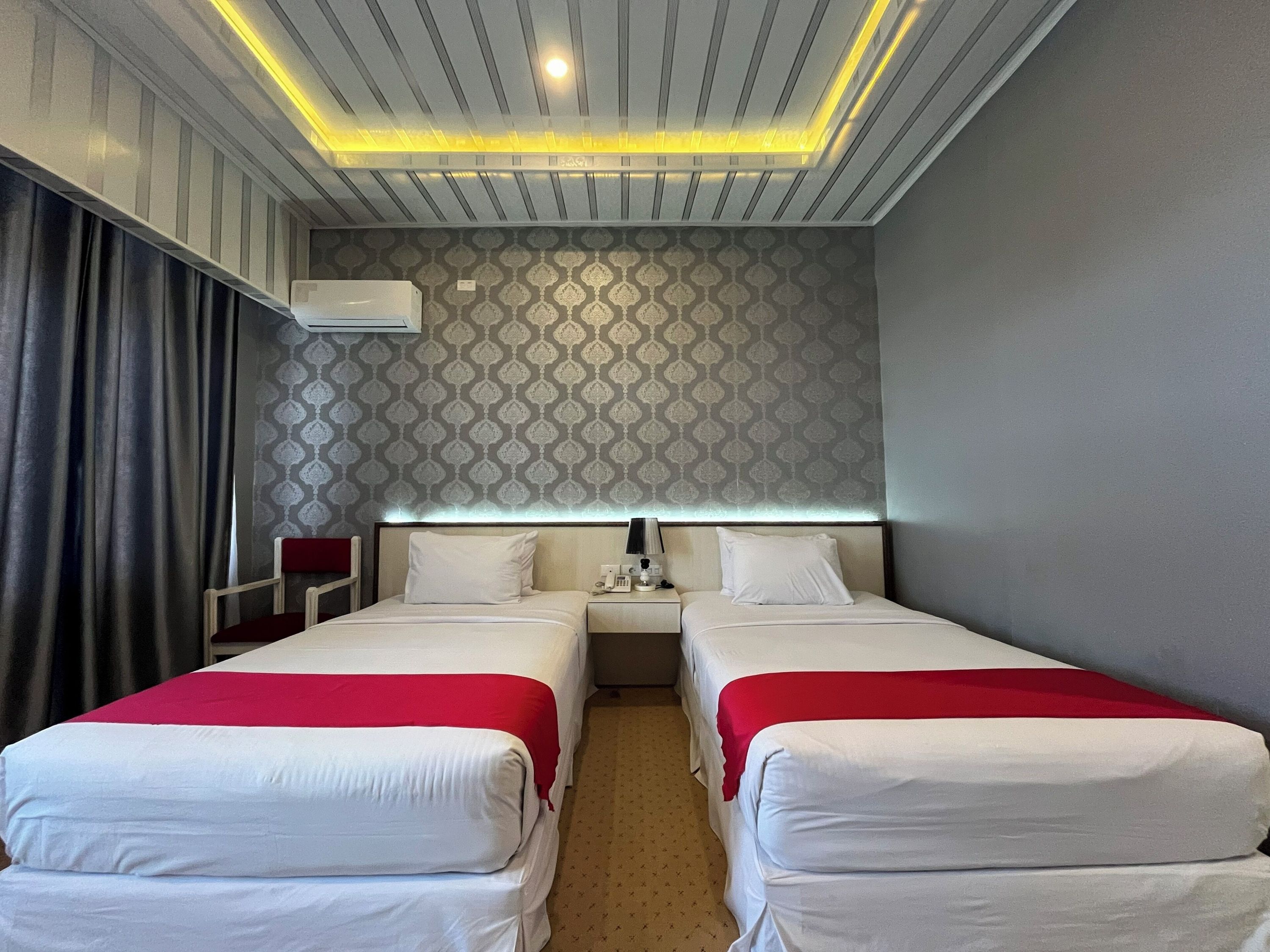 Grand Tamaro Hotel - Parapat