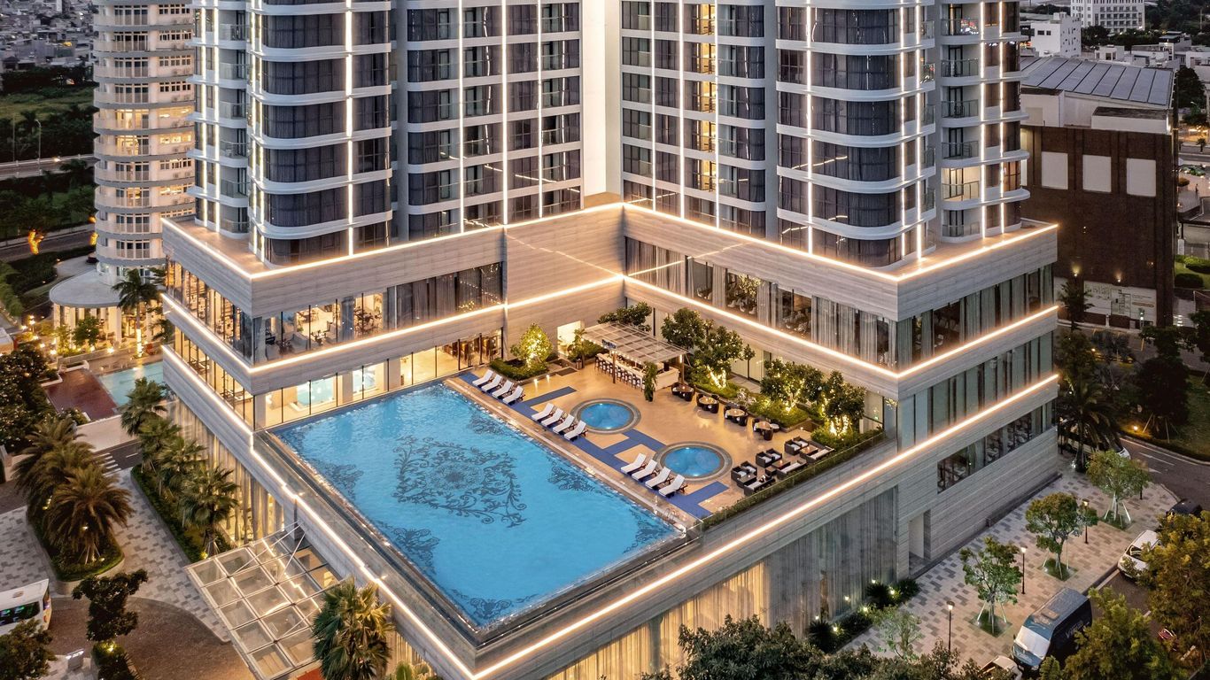 Melia Vinpearl Danang Riverfront
