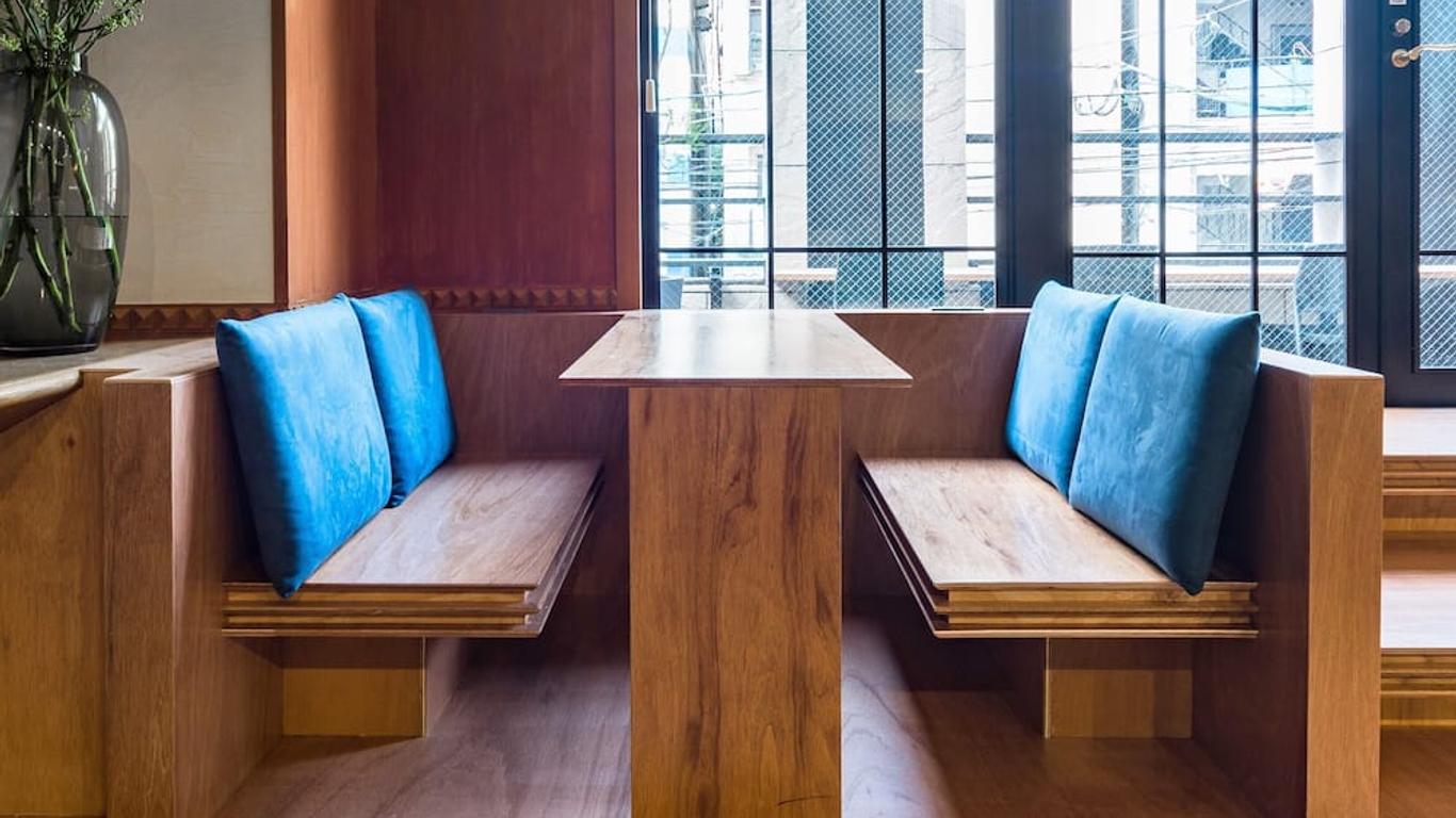 فندق إتواس تينجين