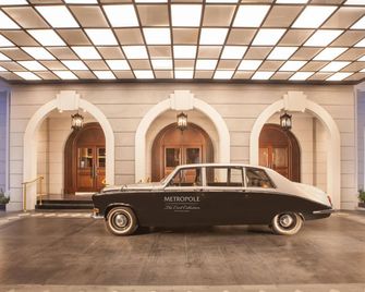 Metropole, Bangkok, a Tribute Portfolio Hotel - Bangkok - Reception