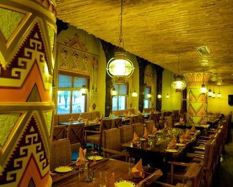 Hotel Tara - Pedda Ambarpet - Restaurant