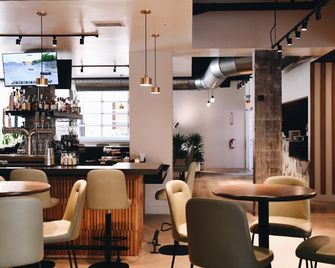 Hotel Indigo St Louis - Central West End By IHG - St. Louis - Bar