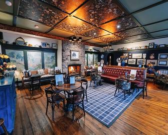 The Bull and Townhouse, Beaumaris- The Inn Collection Group - Beaumaris - Ravintola