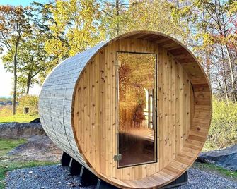 Red Rock Summit - Pool Private Views & Sauna - East Chatham