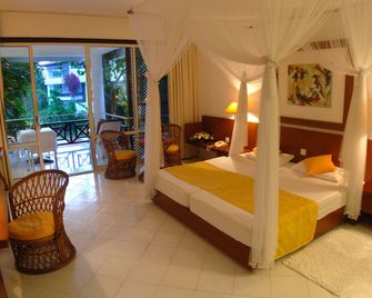 Lanka Princess Hotel - Bentota - Bedroom