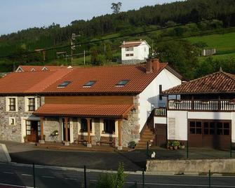 La Llosa Rodré - Carreño - Building