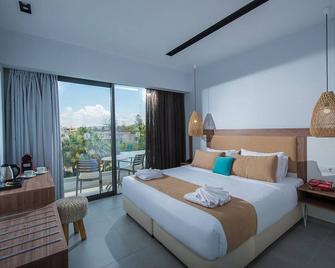 Enorme Armonia Hotel - Agia Pelagia - Yatak Odası