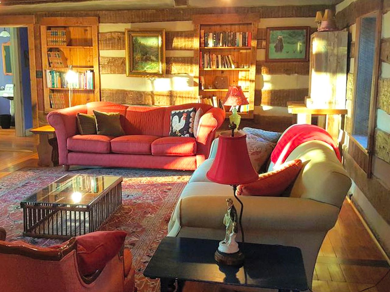 Bright and Spacious Vacation Rental near Catoctin Mountain Park, Maryland